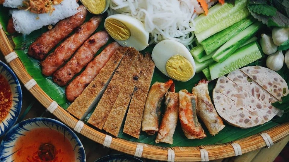 Chả cá cuốn bánh tráng