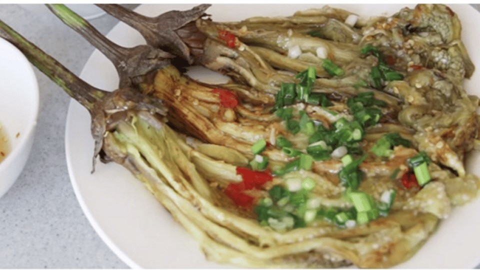 Hoàn thành món cà tím nướng