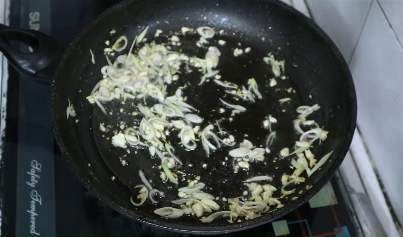 Phi thơm tỏi và sả