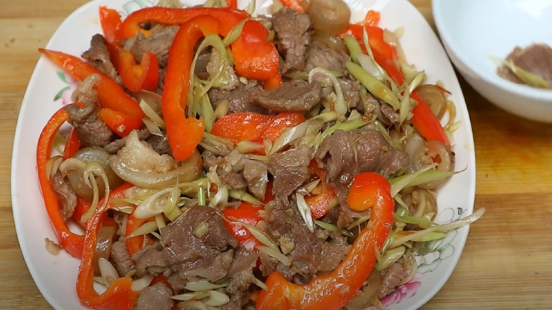 Món bê xào sả ớt ngon mềm, bổ dưỡng, đưa cơm