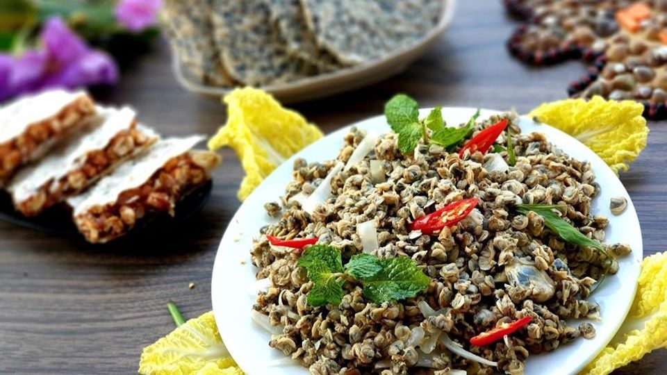 hến xào chuối cây