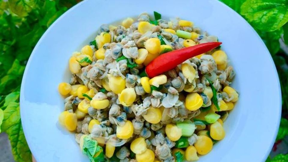 hến xào bắp ngọt