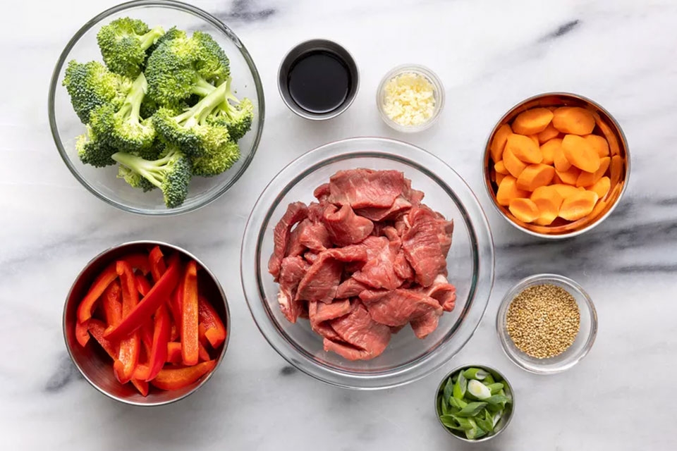 Cách xào thịt bò mềm - Ảnh 02
