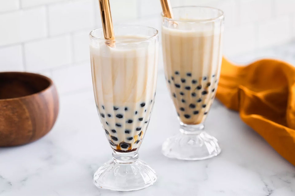 Cách làm trà sữa trân châu đường đen tại nhà - Ảnh 01
