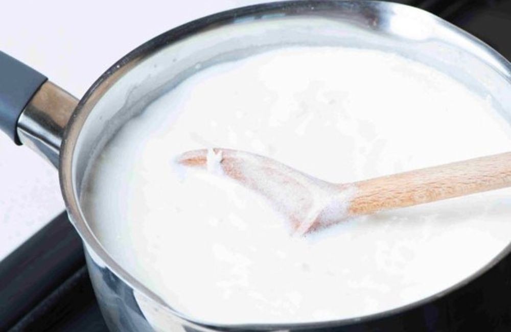 nấu nước cốt dừa