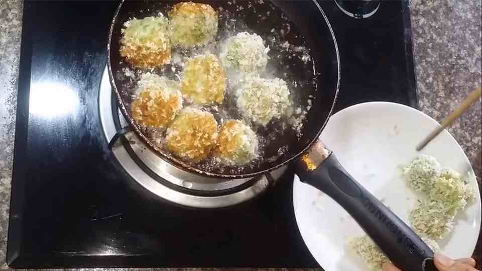 Chiên vàng đều các mặt