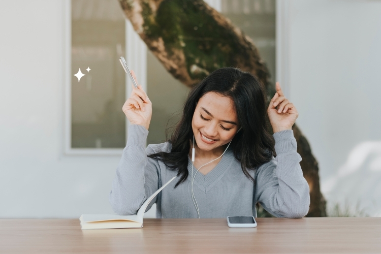 Tải nhạc về điện thoại và máy tính có ưu điểm gì?