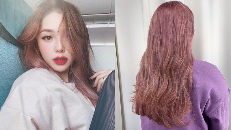 Nâu trà sữa ánh tím là sự lựa chọn hoàn hảo cho kiểu tóc xoăn nhẹ