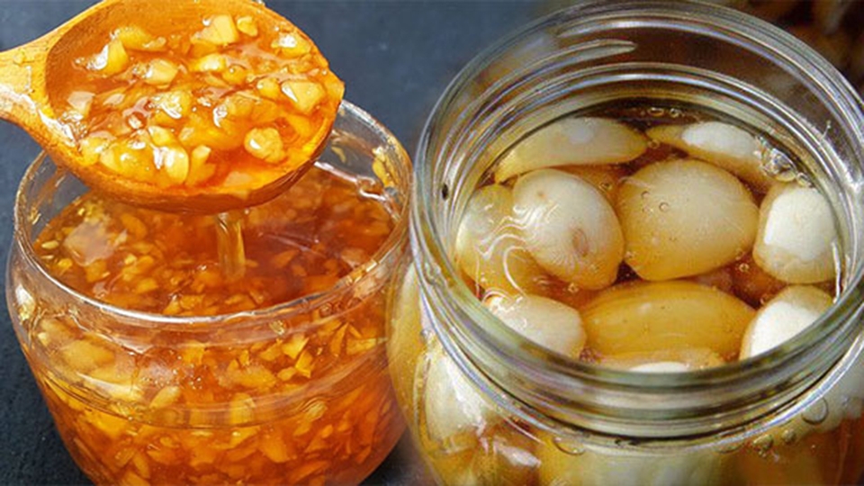 lưu ý khi dùng tỏi ngâm mật ong
