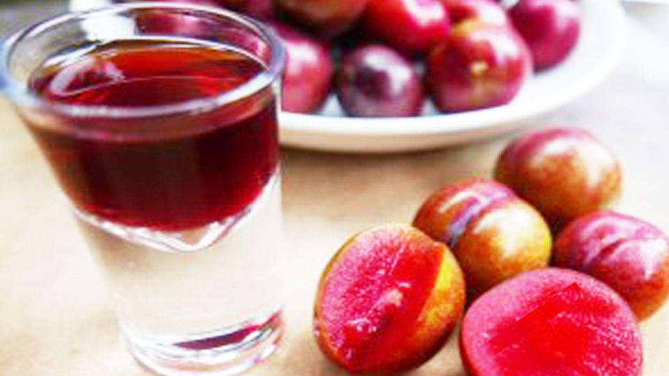 Rượu mận là loại rượu gì?