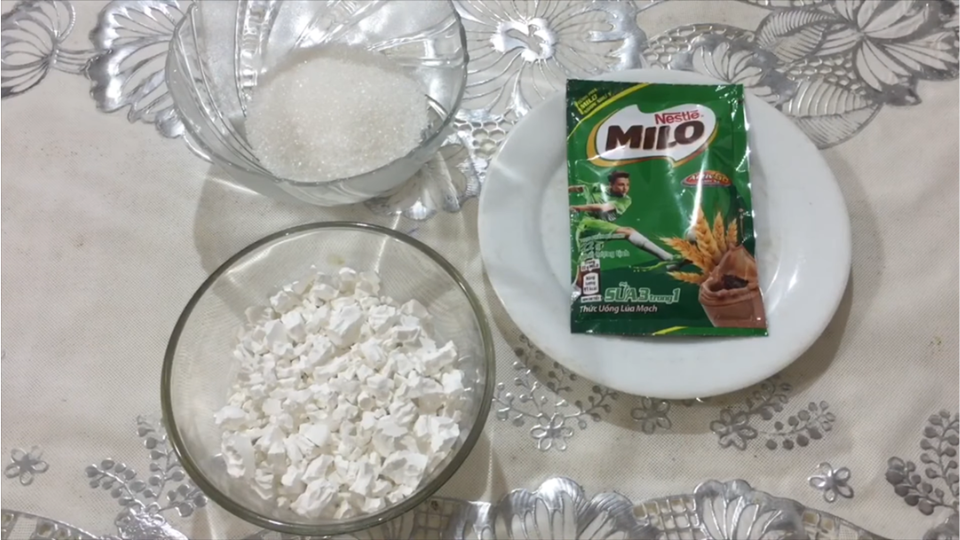 Nguyên liệu làm Hạt trân châu từ bột năng cho 1 chén trân châu thành phẩm (chén ăn cơm)