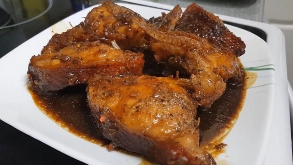 Cá mú kho tộ hạt tiêu