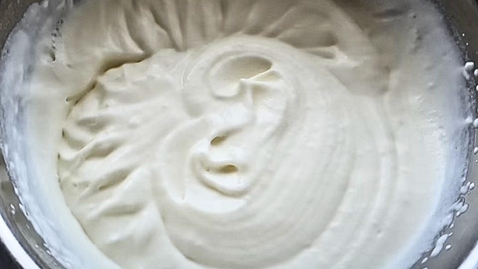 cách làm bánh Mousse chanh dây 4