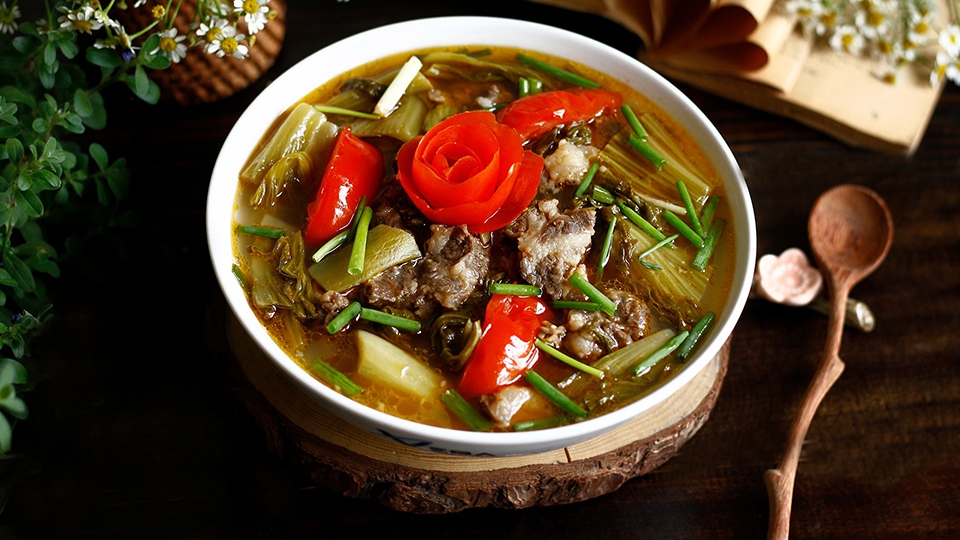 Hoàn thành món canh