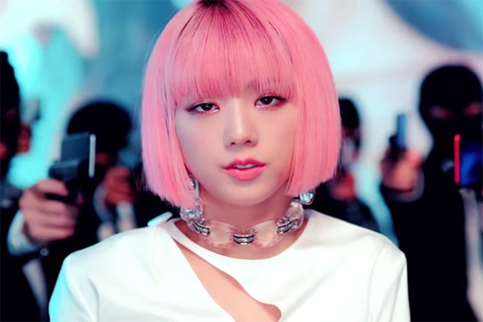 Nâu ánh hồng neon