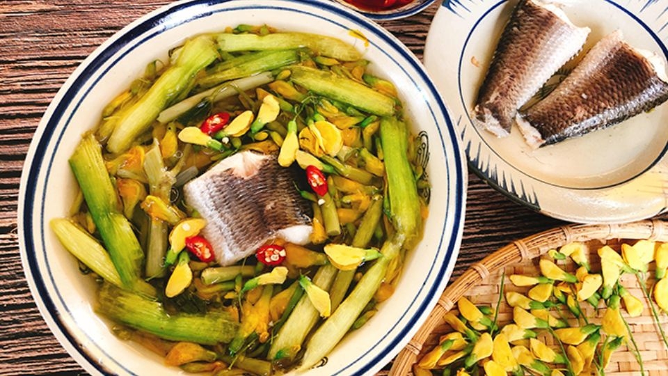 Canh chua cá lăng diên điển