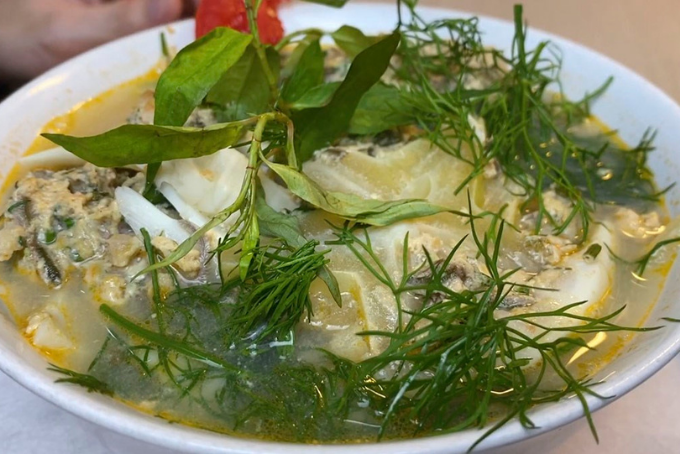 Canh rươi nấu măng