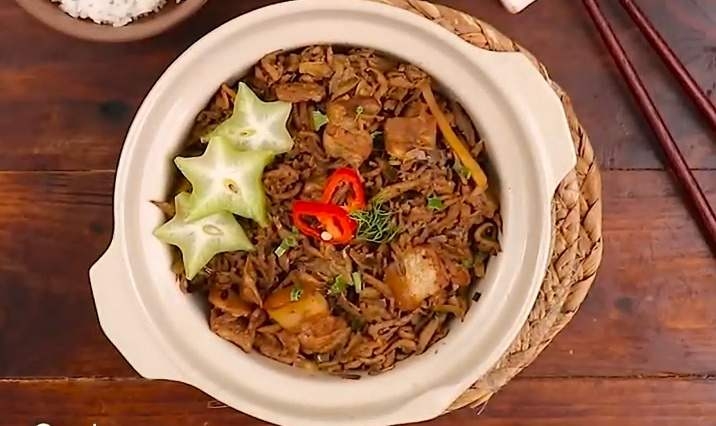 Rươi kho