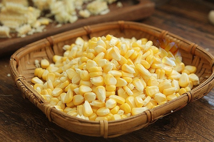 Cách rang nhộng ngon - hình 6