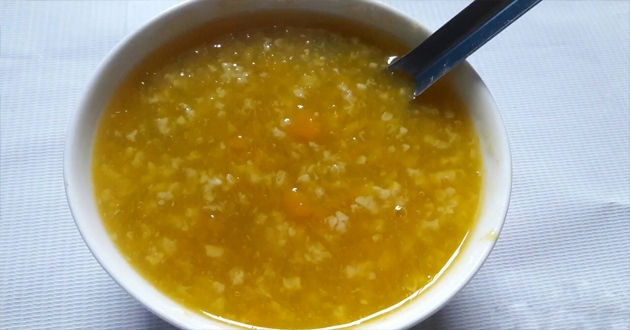 Thưởng thức chè khoai lang bí đỏ bạn sẽ cảm nhận được vị ngon ngọt béo bùi cực độc đáo