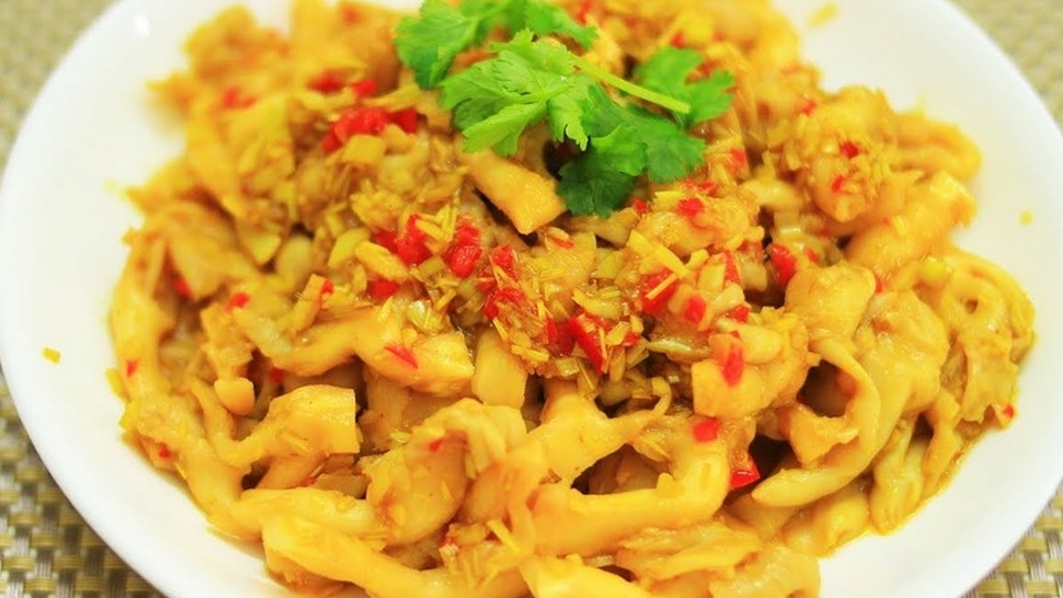 Nấm rơm xào lăn