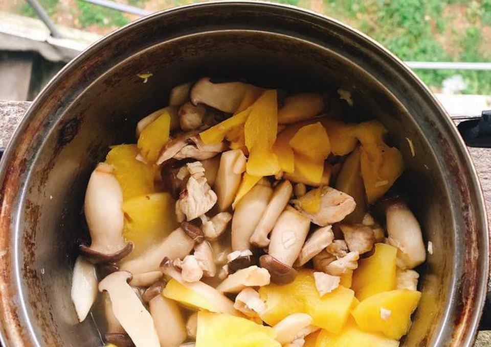 cách làm gà xào nấm 10