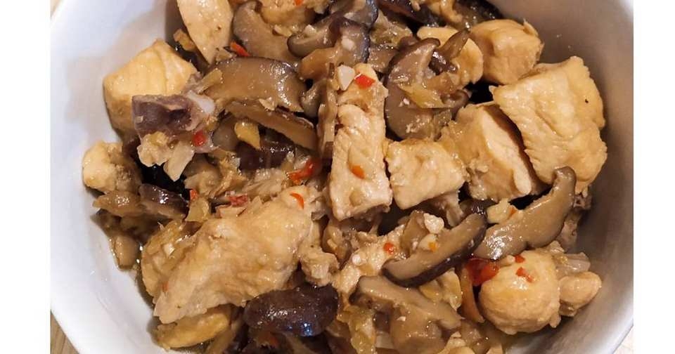 cách làm gà xào nấm 6