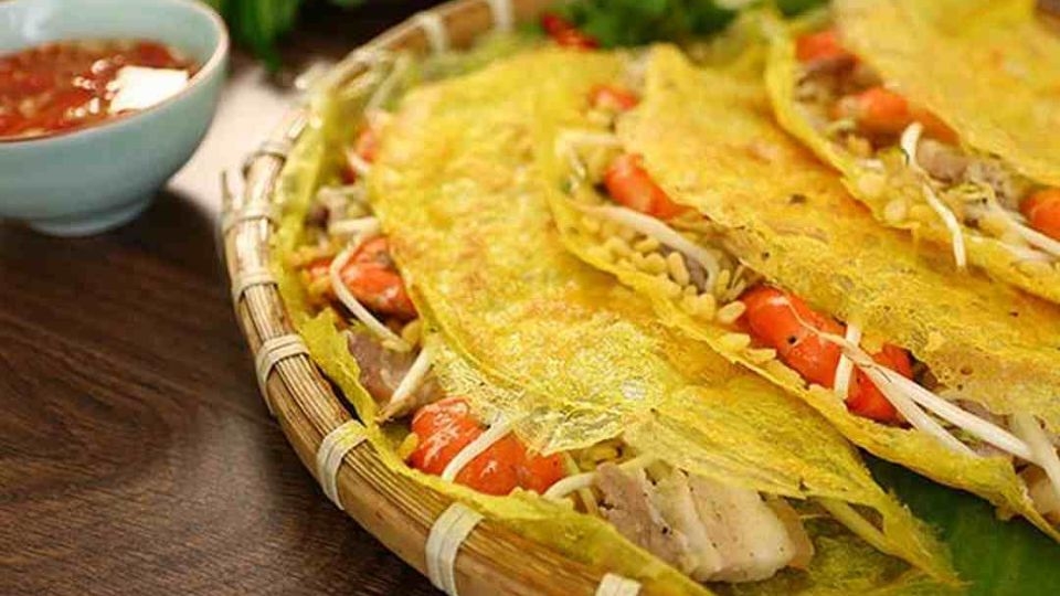 cách pha bột bánh xèo 6