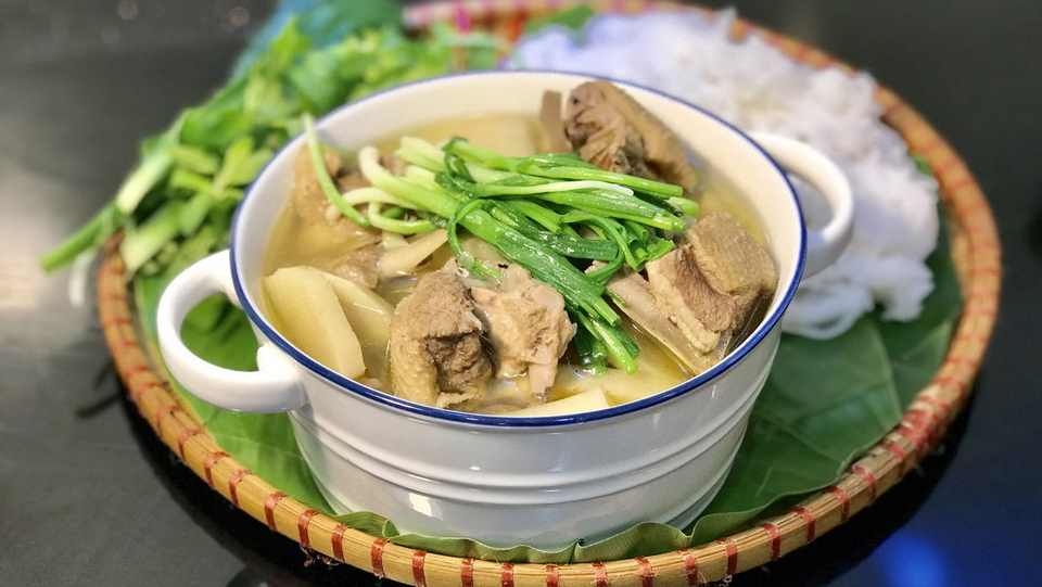 Thưởng thức món ăn thơm ngon và đậm vị 
