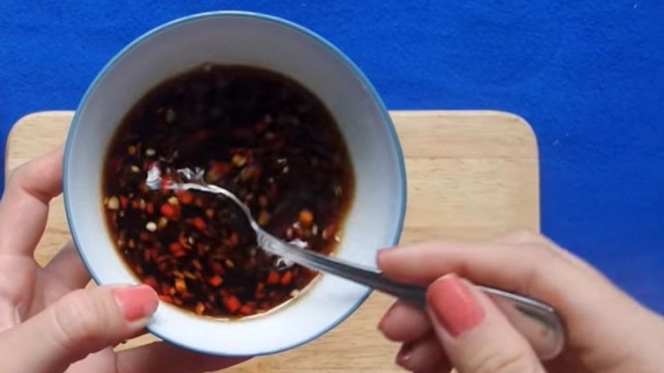 pha nước chấm bột chiên