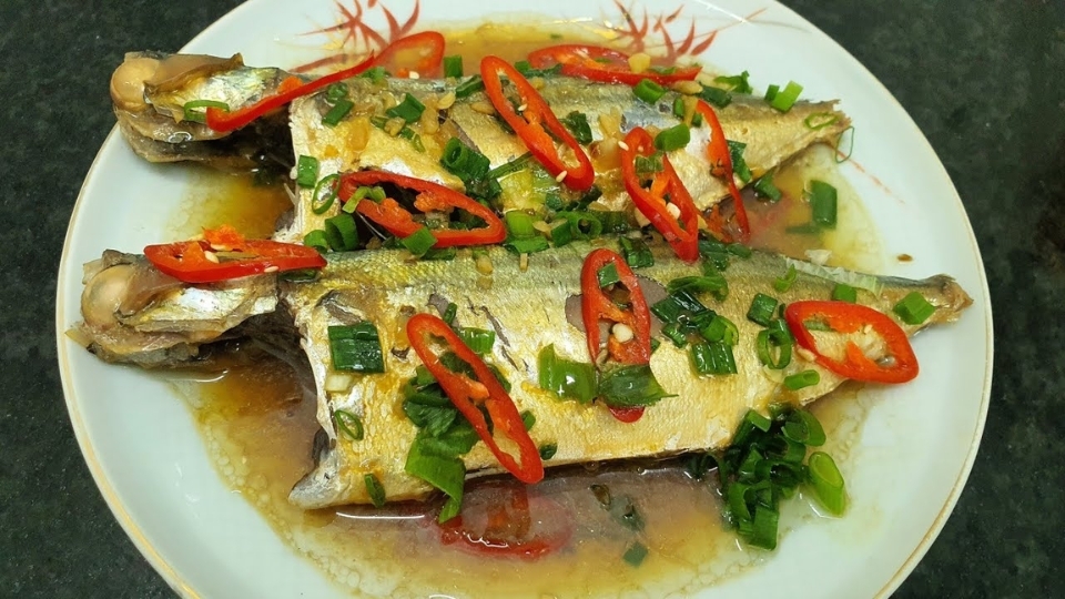 Món cá bạc má kho lạt