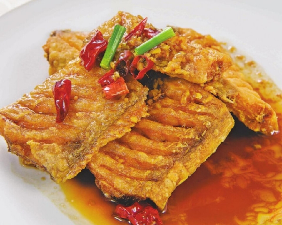 Cá hố sốt chua ngọt