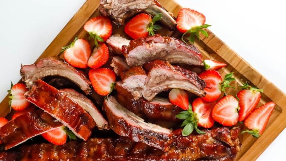 sườn nướng sốt dâu tây