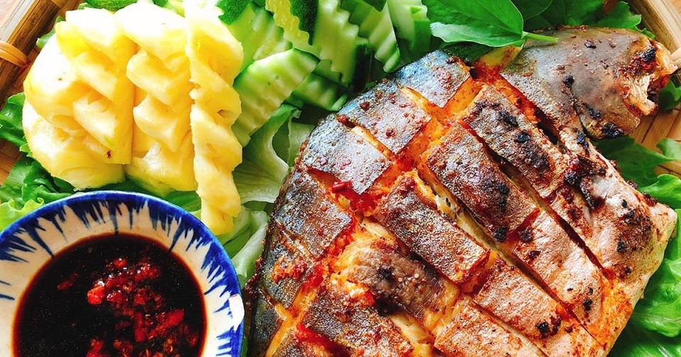 Cá chim nướng muối ớt vô cùng bắt mắt và hấp dẫn