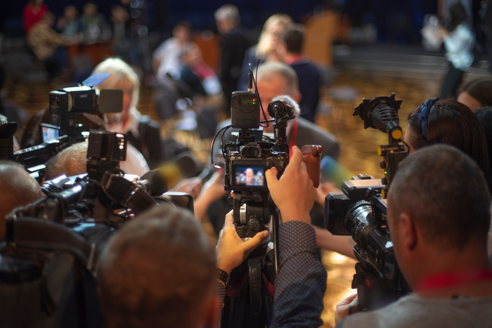 Báo chí và truyền thông có mức lương cao khi mới tốt nghiệp