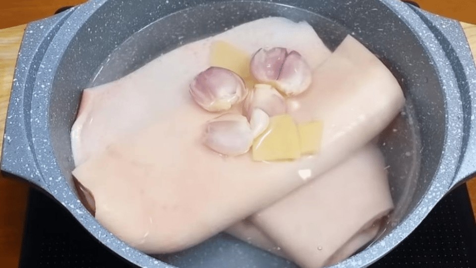 Cách khử mùi hôi của bì