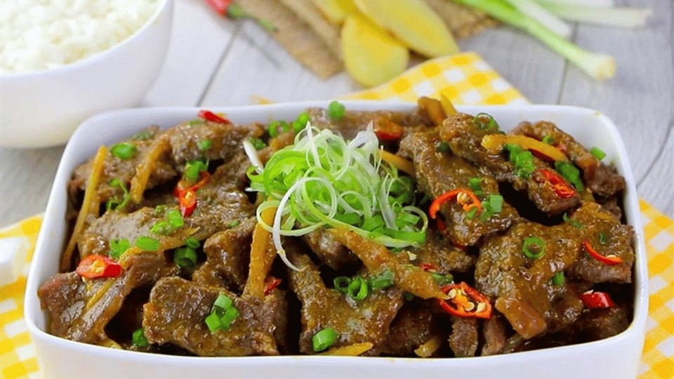 Thịt bò kho tiêu