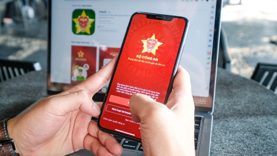 Mã định danh điện tử là mã số duy nhất được cấp cho công dân bởi các tổ chức chứng thực