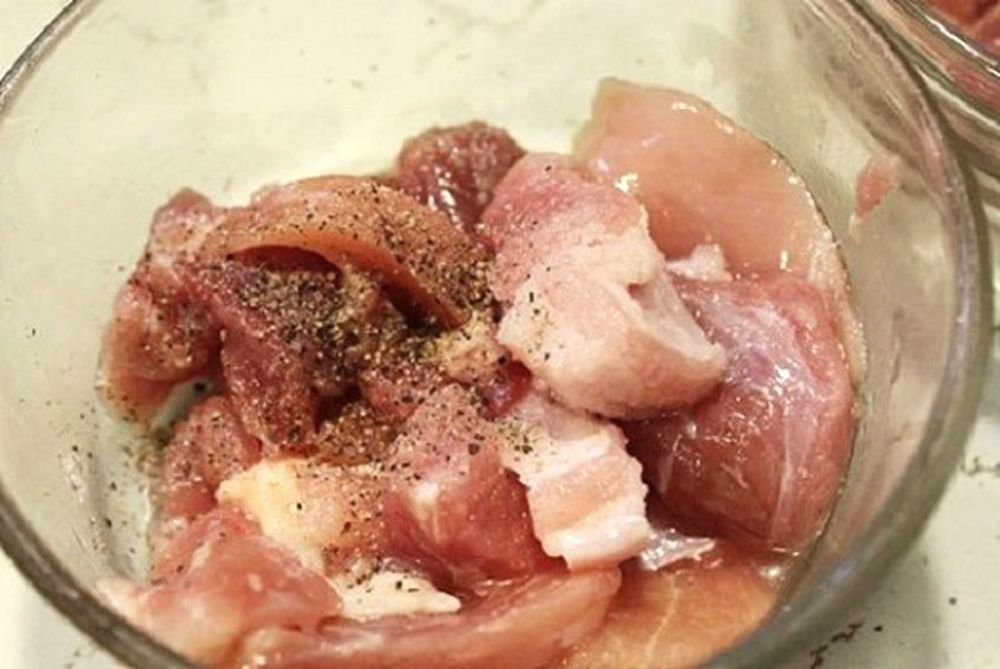 Cách ướp thịt chiên ngon chuẩn đầu bếp