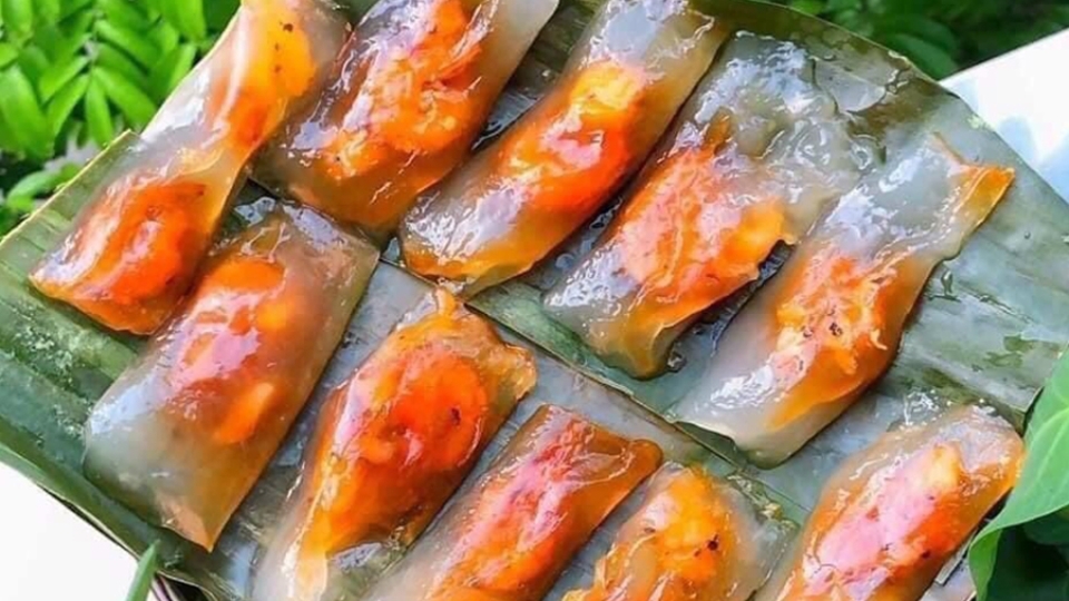 Bánh bột lọc là món ăn đặc trưng của xứ Huế