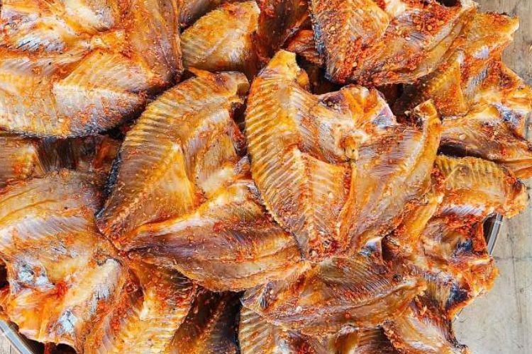 Khô cá rô phi - Món ăn lai rai các dịp gặp gỡ bạn bè, người thân