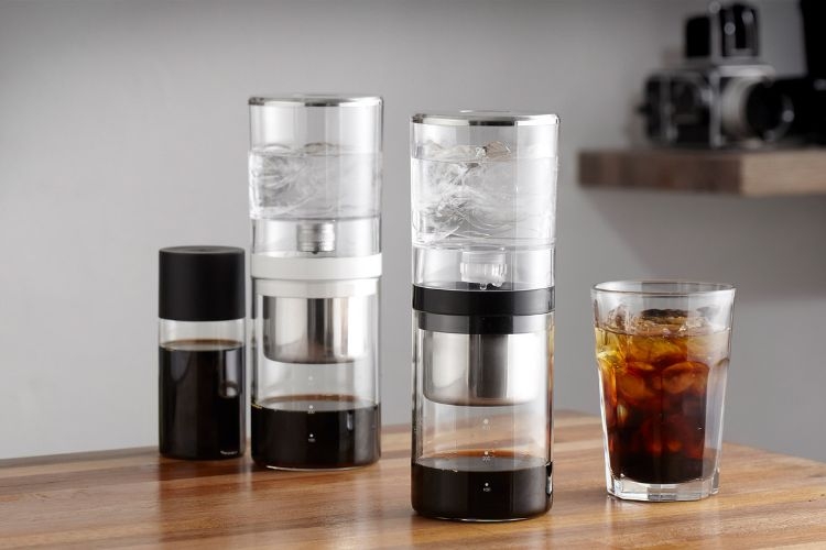 Bộ dụng cụ pha cà phê được Todd Simpson phát minh