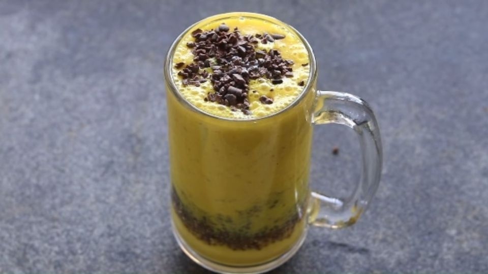 sinh tố dứa, hạt điều, hạt chia