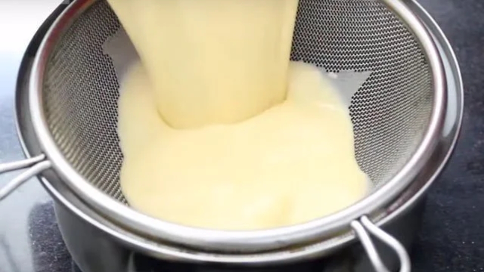 cách làm kem flan 17