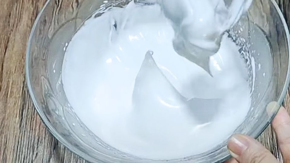 Chóp kem sau khi đánh