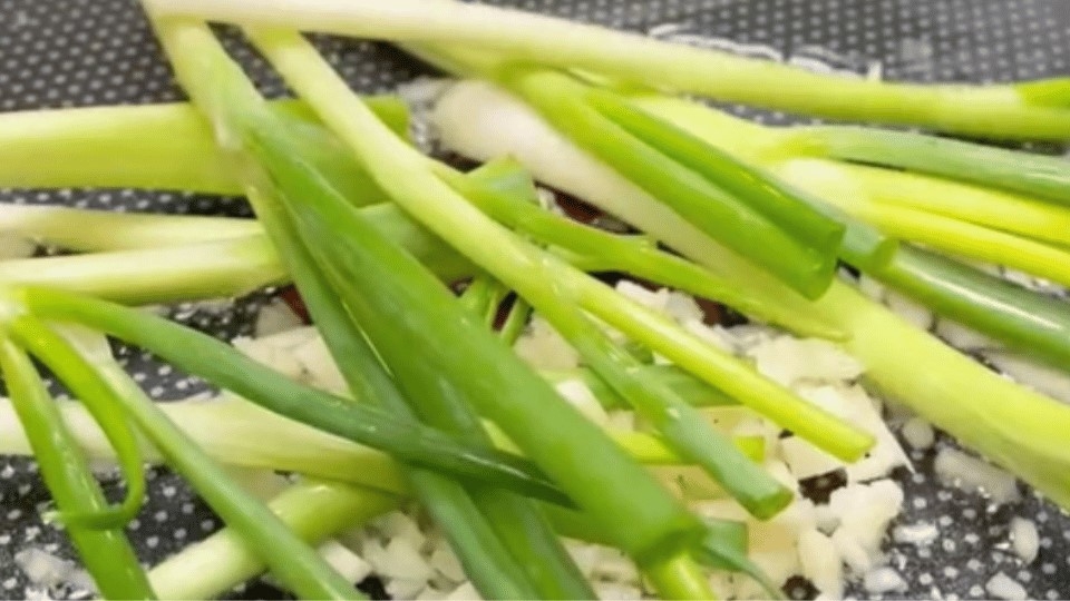 Phi thơm hành tỏi