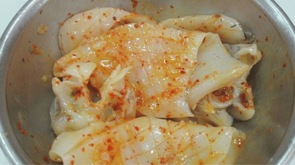 cách làm mực nướng 9