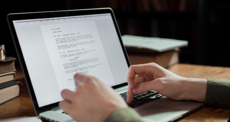 Sửa lỗi cách chữ trong Word hình 1