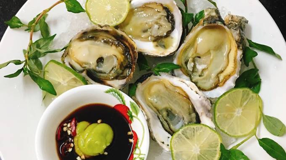 Món hàu ăn sống