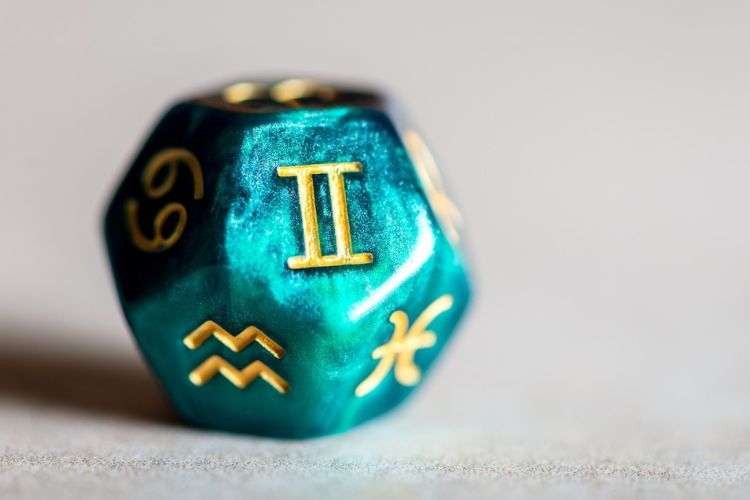 Màu xanh lá là màu may mắn của cung Song Tử